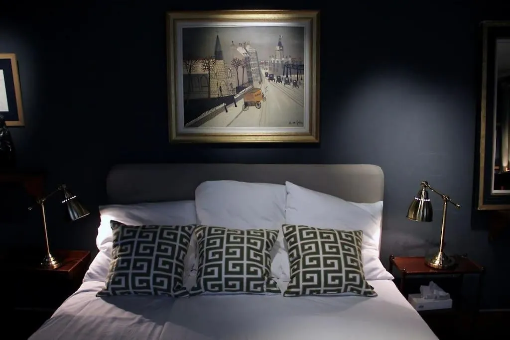 Calm And Apartment *